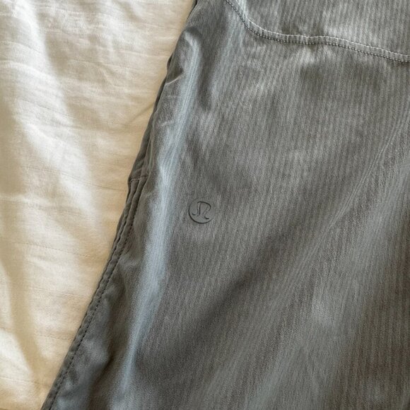 Lululemon Beyond the Studio Crop - Picture 5 of 7